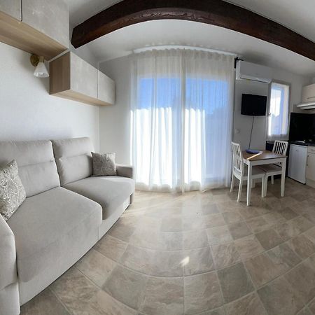 Appartement Pinede Piscine Clim Proche Plage Village Naturiste Агд Экстерьер фото