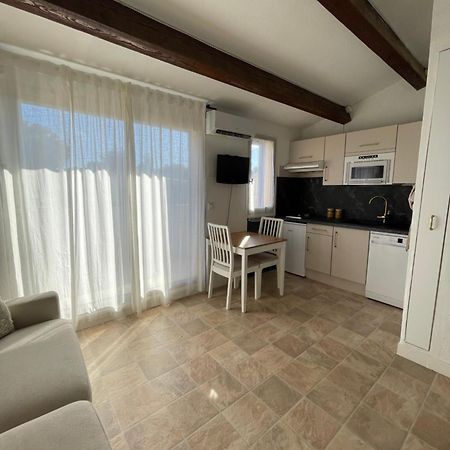 Appartement Pinede Piscine Clim Proche Plage Village Naturiste Агд Экстерьер фото